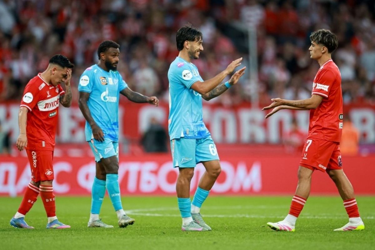 گروا:زنیت از فروش رومن وگا به ریور پلاته خودداری کرد