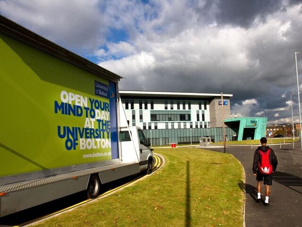 ورود پلیس و نهاد‌های نظارتی به اتهامات رشوه و تقلب در دانشگاه بزرگ منچستر