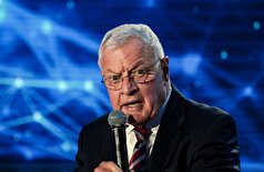 کلوگ: ما در حال افزایش هزینه‌های دفاعی برای نوسازی سه‌گانه هسته‌ای آمریکا هستیم