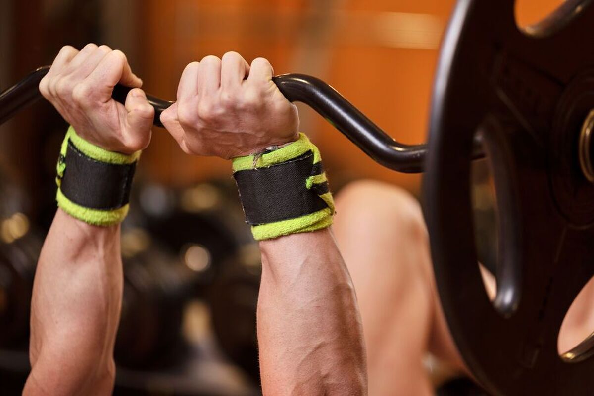 یک پزشک علائم خطرناک تمرین بیش از حد را شناسایی کرده است.