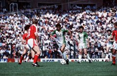 «سال ۱۹۸۲ را پشت سر گذاشتیم» ... سفارت اتریش در الجزایر پس از قرعه‌کشی جام جهانی ۲۰۲۶ بیانیه‌ای صادر کرد