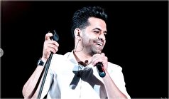 سلفی رضا بهرام در اتاق کارش با چهره‌ای خسته و چشمانی امیدوار پر بازدید شد+عکس