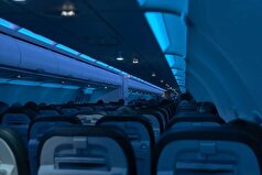 دلیل کم‌نور شدن چراغ‌های هواپیما یک پروتکل ایمنی حیاتی که کمتر کسی درباره آن می‌داند