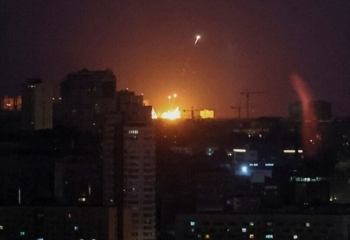 اوکراینی‌ها روزانه ۱۶ ساعت با قطع برق مواجه هستند