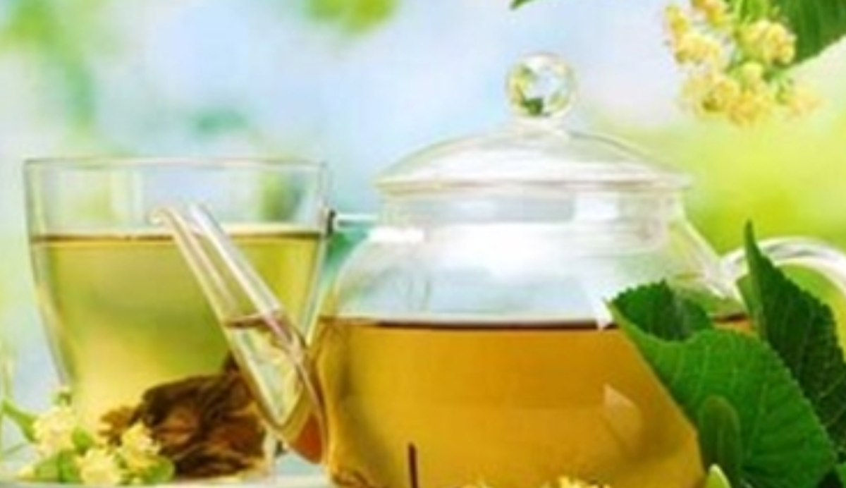 مصرف بی رویه دمنوش‌های گیاهی عوارض دارد!