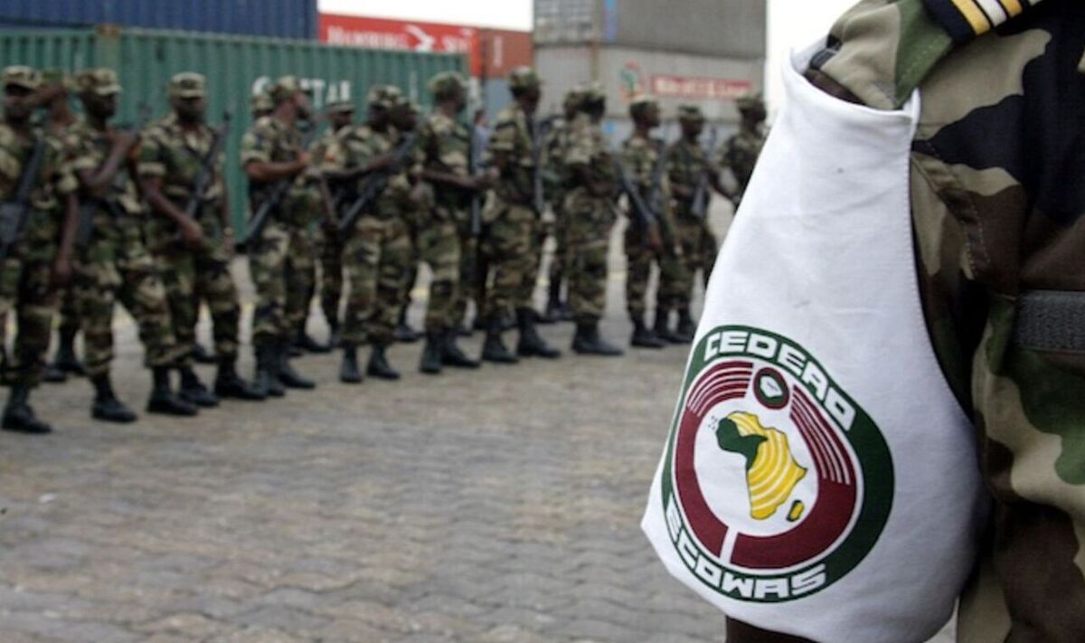 اکوواس دستور اعزام نیرو‌های نظامی به بنین را صادر کرد