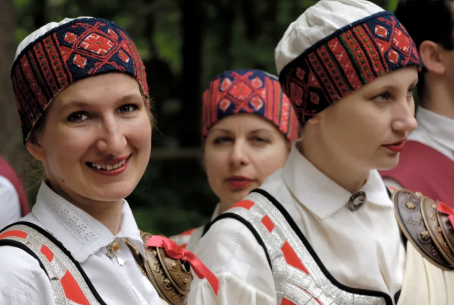 کمبود مرد در این کشور بحران ساز شد/رواج اجاره «شوهر یکساعته»! کمبود مرد در این کشور بحران ساز شد/رواج اجاره «شوهر یکساعته»!