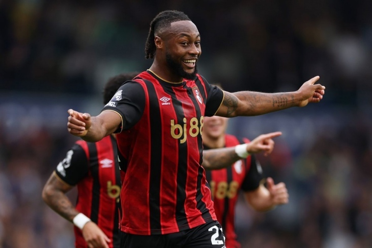 اتو آدو، سرمربی غنا، از سمنیو خواسته است برای پیشرفت در حرفه‌اش، بورنموث را ترک کند