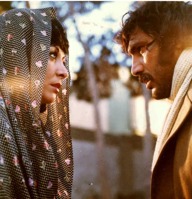 تصویری خاطره انگیز از نعمت الله آغاسی در کنار یک بازیگر زن قدیمی