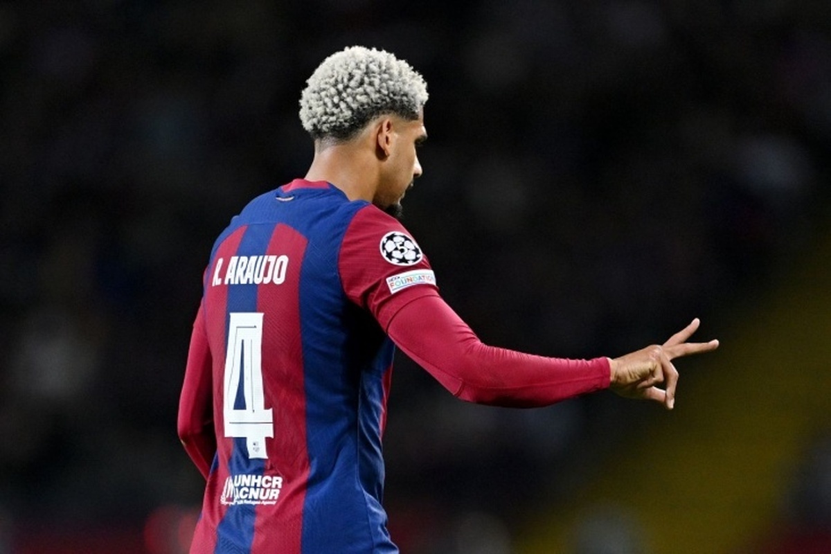 اگر آراخو نتواند با استرس کنار بیاید، بارسلونا می‌تواند در زمستان یک مدافع جذب کند