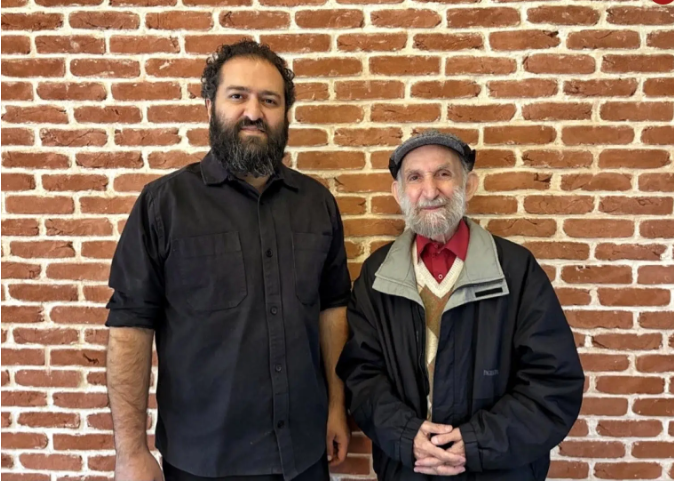 ظاهر سر زنده و شاداب اسماعیل خلج در آستانه ۹۰ سالگی+عکس