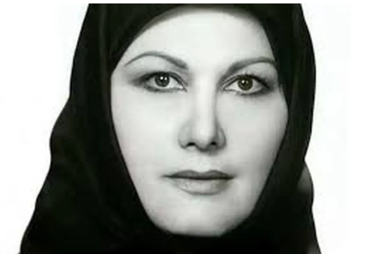 تصویری نوستالژی از ایرن در حال بچه داری!