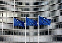 اتحادیه اروپا گرفتار در مثلث فشار روسیه، چین و آمریکا