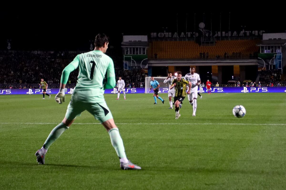 تیبو کورتوا از مدیران رئال مادرید خواسته است تا بازیکنان جدیدی را جذب کنند