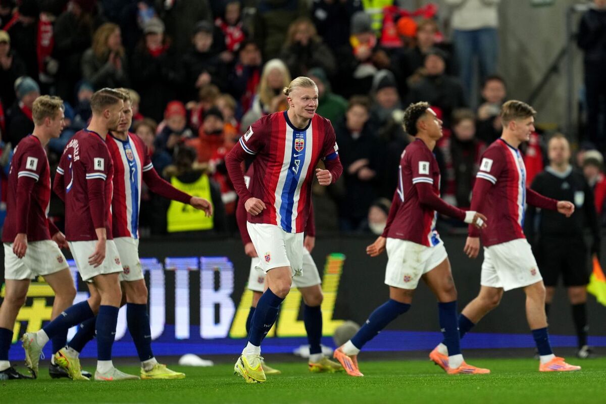 سرمربی نروژ درباره قرعه‌کشی جام جهانی ۲۰۲۶ گفت: «این یک نمایش عجیب و غریب است.»