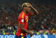 د لا فوئنته درباره لامین یامال: او باید به طور مداوم به عنوان یک فرد و یک فوتبالیست پیشرفت کند