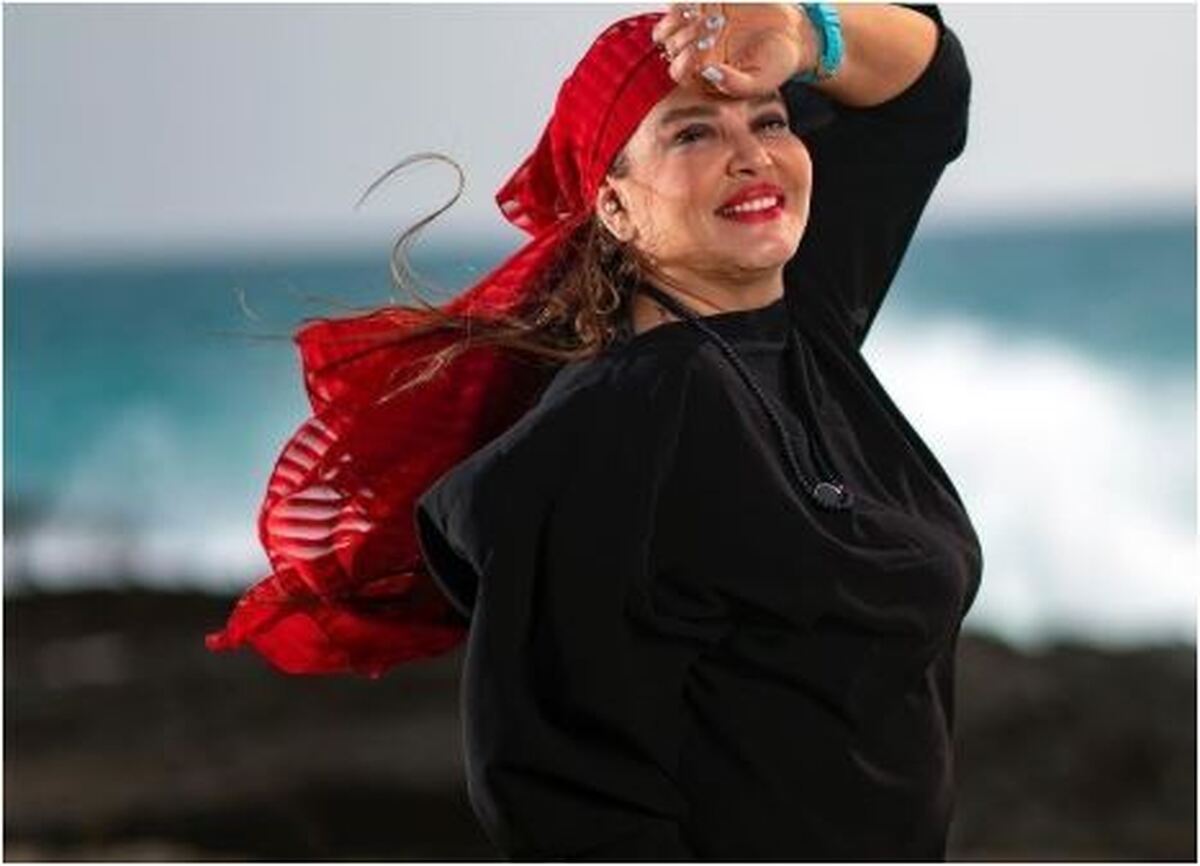 رونمایی بهاره رهنما از استایل ساحلی و جذابش/این رنگ چقدر بهش میاد!