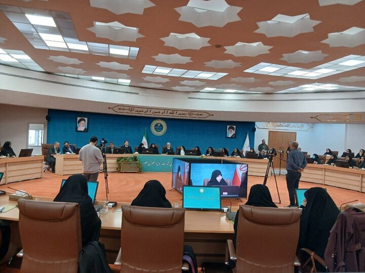 لزوم دیدن شدن زنان در همه اقوام، مذاهب، فرهنگ‌ها و گویش‌ها