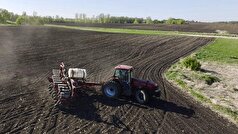 ترامپ ۱۲ میلیارد دلار از درآمد تعرفه‌ها را به کشاورزان اختصاص می‌دهد