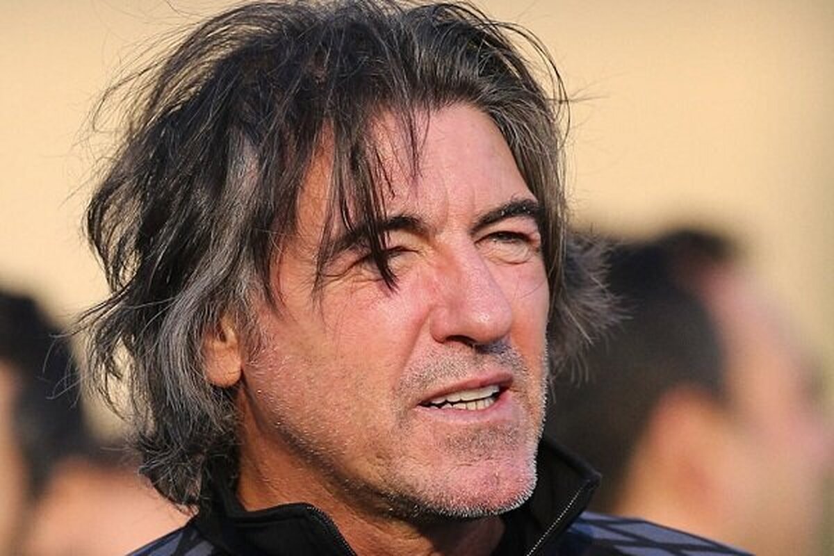 انتقاد سرمربی تیم فوتبال آبی‌ها از بازیکنان ملوان