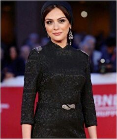 لحظه ناب شکار شده از وقت گذرانی پدر و دختری مارال فرجاد کنار پدرش+عکس