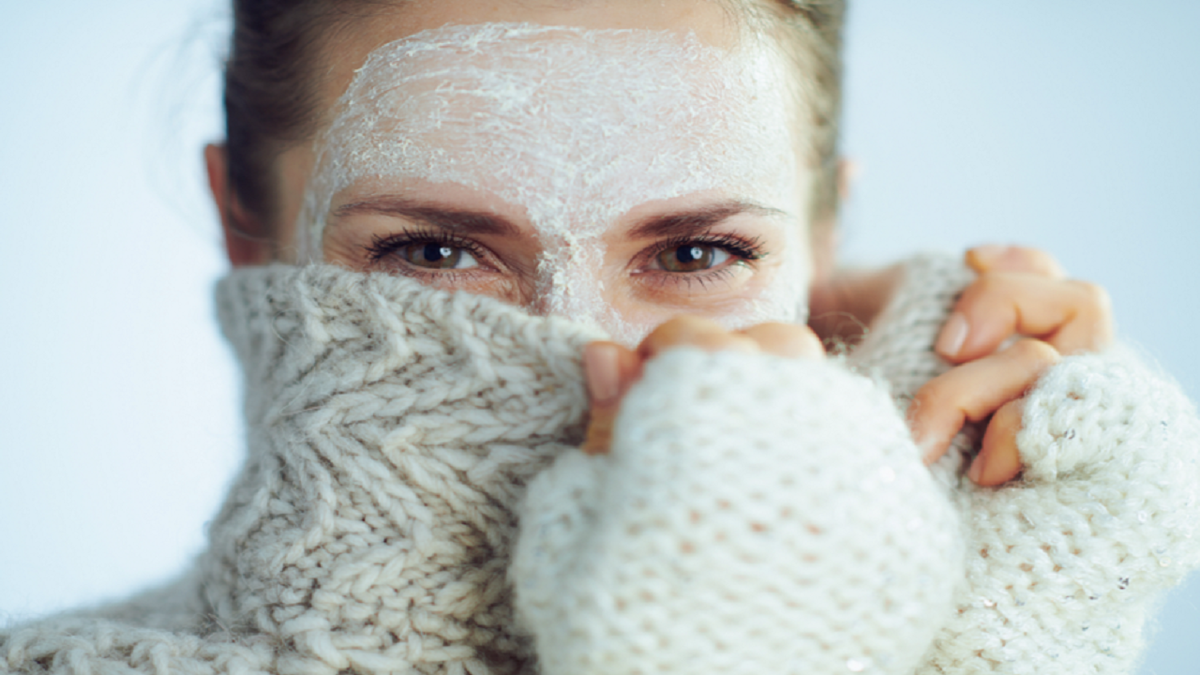 خشکی و ترک خوردگی پوست در زمستان را چگونه برطرف کنیم؟