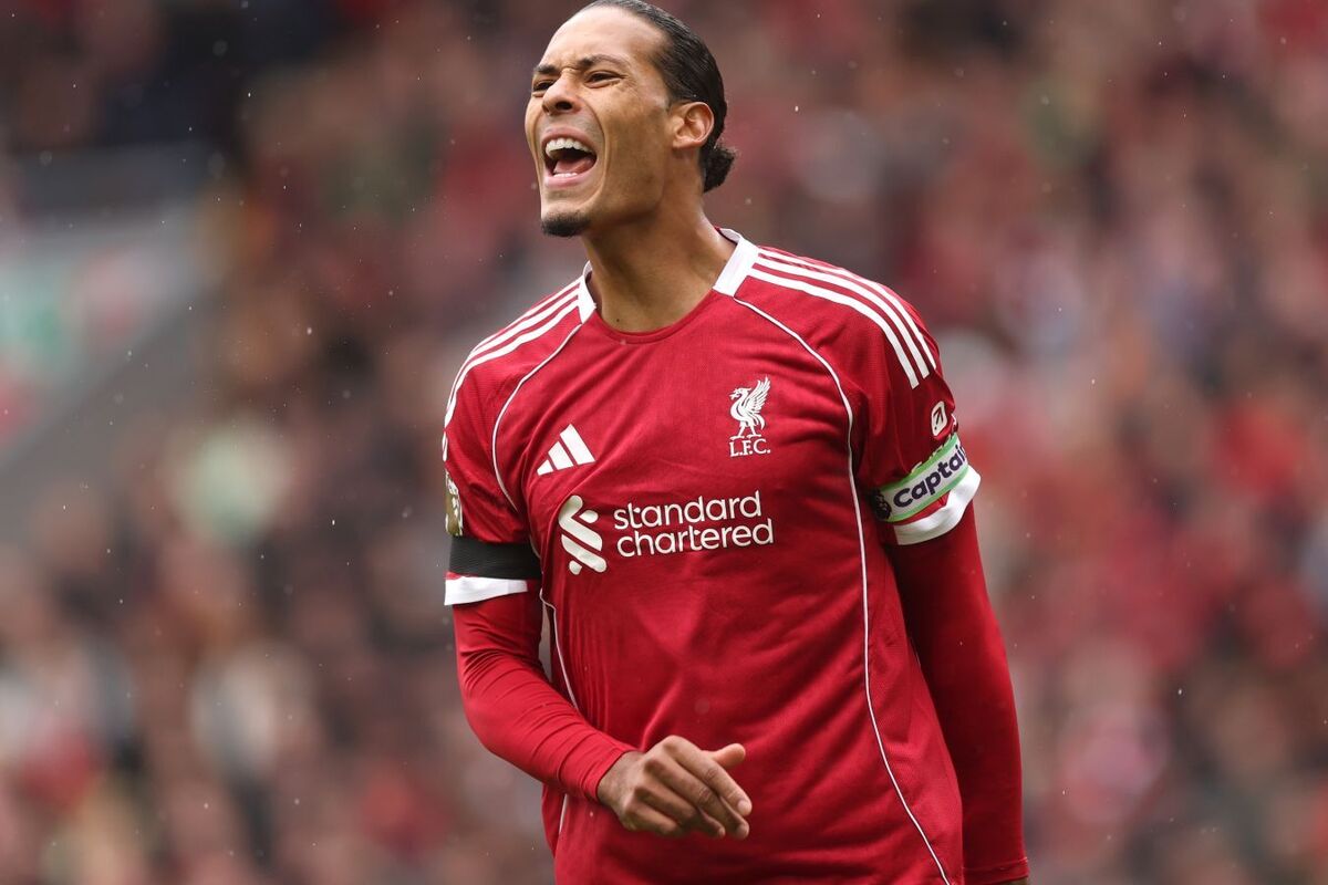 فن دایک، صلاح و دیگر بازیکنان کلیدی لیورپول خواستار اخراج آرنه اسلوت هستند