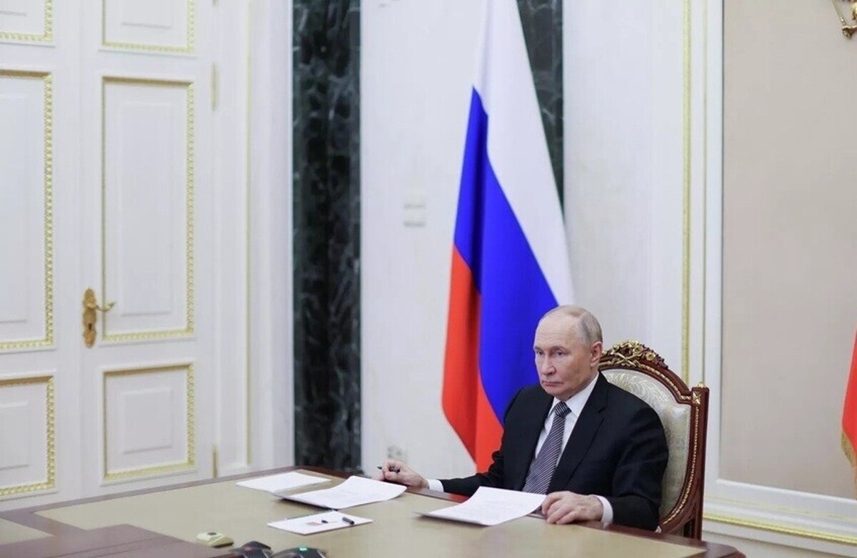 پوتین درباره خطرات هوش مصنوعی هشدار می‌دهد: بین ضرر کامل و استفاده بی‌ملاحظه