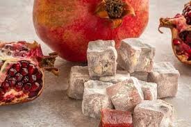 «لوکوم انار»؛ یک دسرهای محبوب ترکیهای برای شب یلدا «لوکوم انار»؛ یک دسرهای محبوب ترکیهای برای شب یلدا