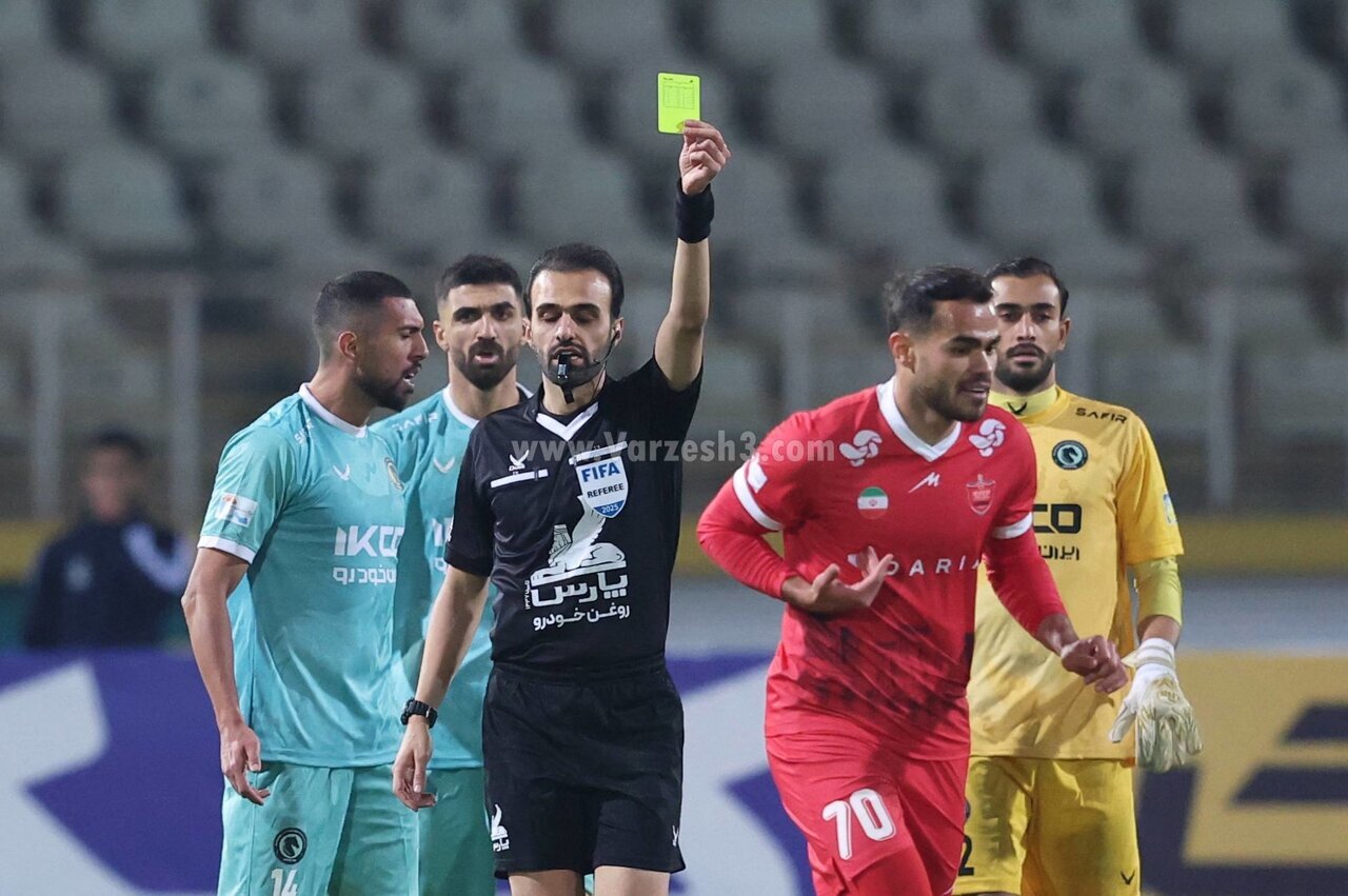 شیطنت ستاره پرسپولیس خون پیکانیها را به جوش آورد شیطنت ستاره پرسپولیس خون پیکانیها را به جوش آورد