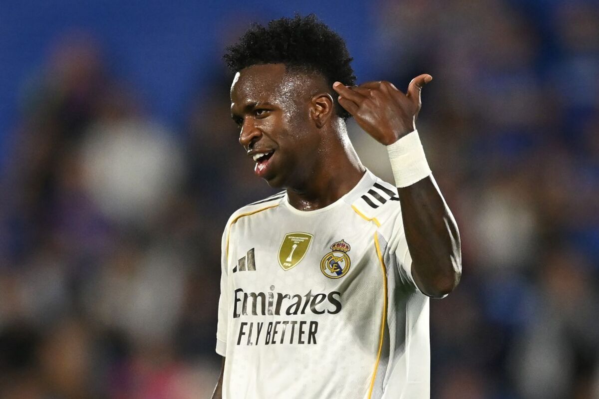 مارسلو در مورد وینیسیوس: فکر می‌کنم او باید ساکت بماند