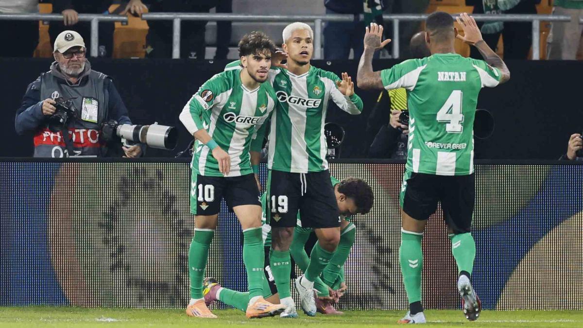 رئال بتیس قول داده است که در پنجره نقل و انتقالات زمستانی 