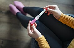 سنی که در آن باروری زنان شروع به کاهش می‌کند