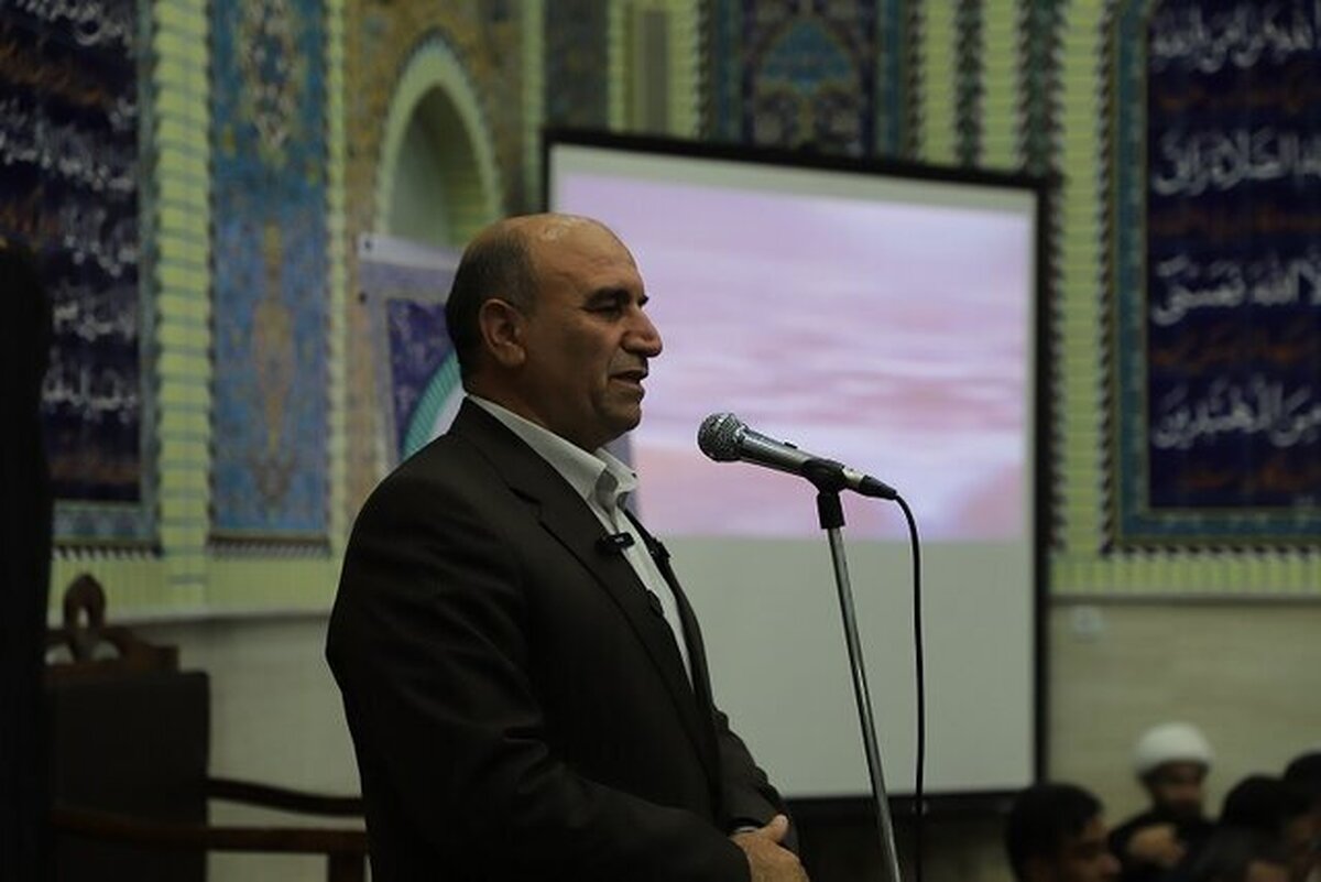 فرماندار خرم‌آباد: افزایش اعتماد اجتماعی با حضور میدانی مدیران در بین مردم محقق می‌شود