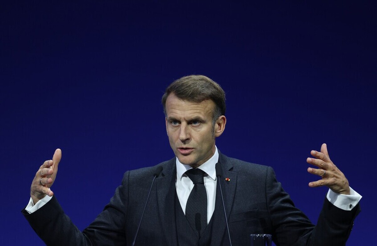 نظرسنجی: محبوبیت مکرون به دلیل موضعش در قبال اوکراین همچنان رو به کاهش است
