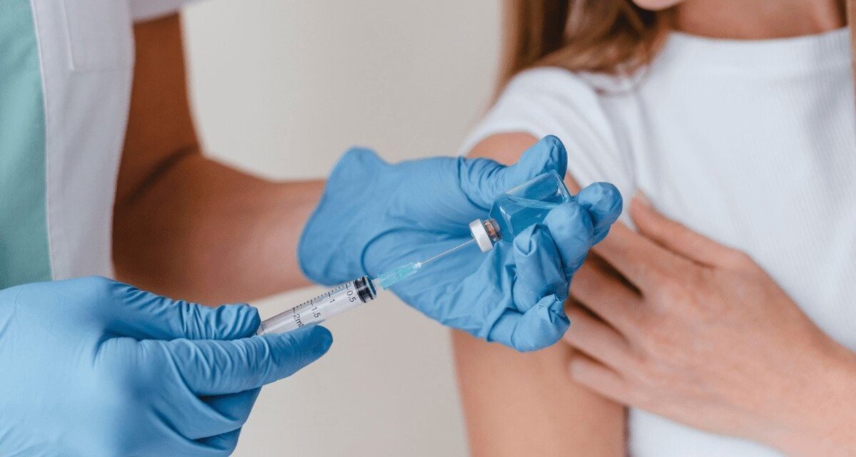 واکسیناسیون HPV خطر ابتلا به سرطان دهانه رحم را کاهش می‌دهد