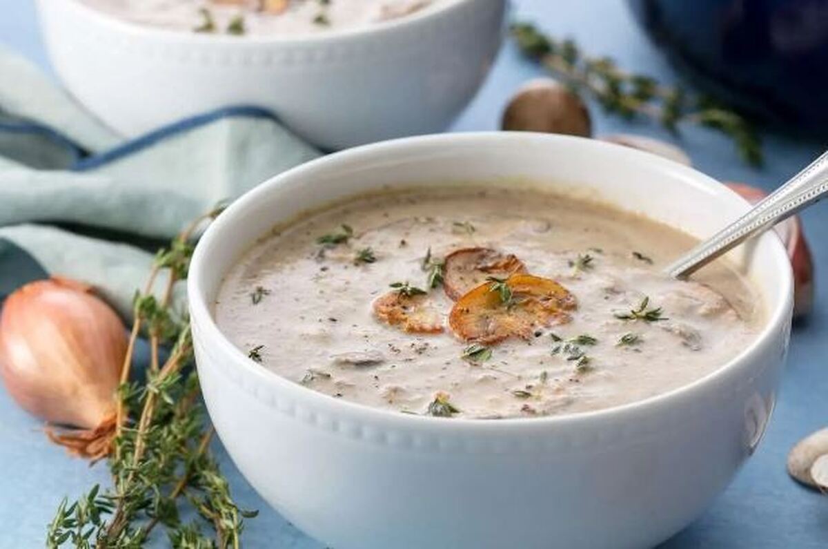 چگونه در منزل سوپ ورمیشل خامه‌ای رستورانی درست کنیم؟