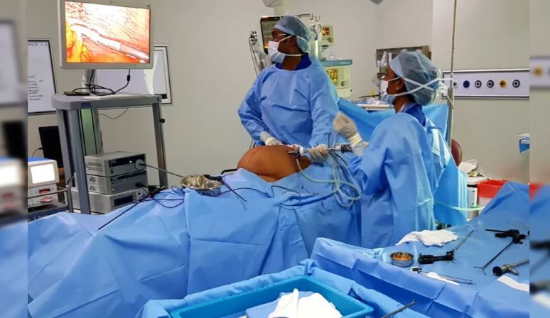 جراحی با روش لاپاراسکوپی یا لاپاراتومی/کدام بهتر است؟ جراحی با روش لاپاراسکوپی یا لاپاراتومی/کدام بهتر است؟