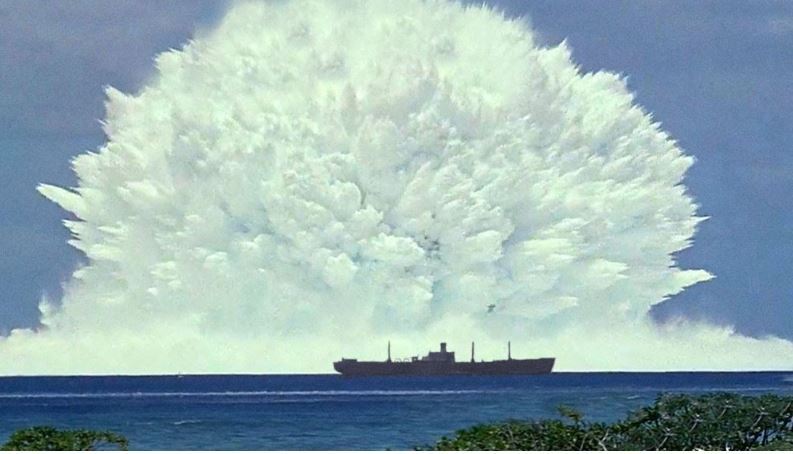 با چه سلاحهایی میشود ناوهای هواپیمابر را نابود کرد؟ با چه سلاحهایی میشود ناوهای هواپیمابر را نابود کرد؟