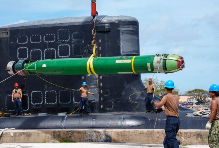 با چه سلاحهایی میشود ناوهای هواپیمابر را نابود کرد؟ با چه سلاحهایی میشود ناوهای هواپیمابر را نابود کرد؟