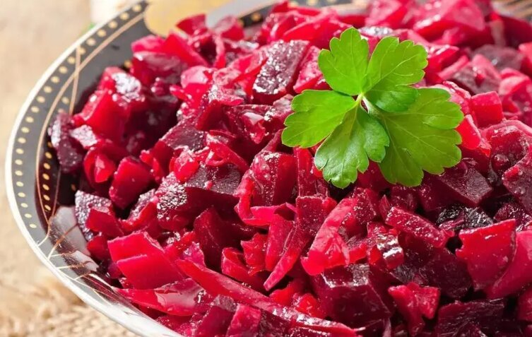 ایده ۵ سالاد خوشمزه با تم یلدایی برای طولانیترین شب سال! ایده ۵ سالاد خوشمزه با تم یلدایی برای طولانیترین شب سال!