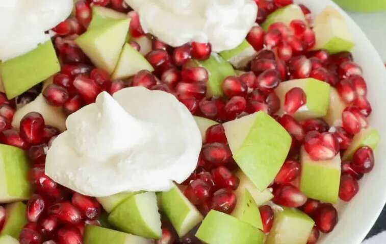 ایده ۵ سالاد خوشمزه با تم یلدایی برای طولانیترین شب سال! ایده ۵ سالاد خوشمزه با تم یلدایی برای طولانیترین شب سال!