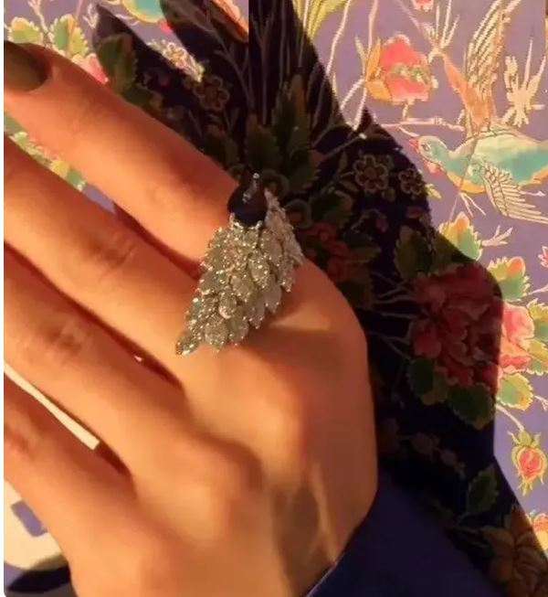 شوآف مینا مختاری با جواهرات سنگین و قیمتی اش! +عکس