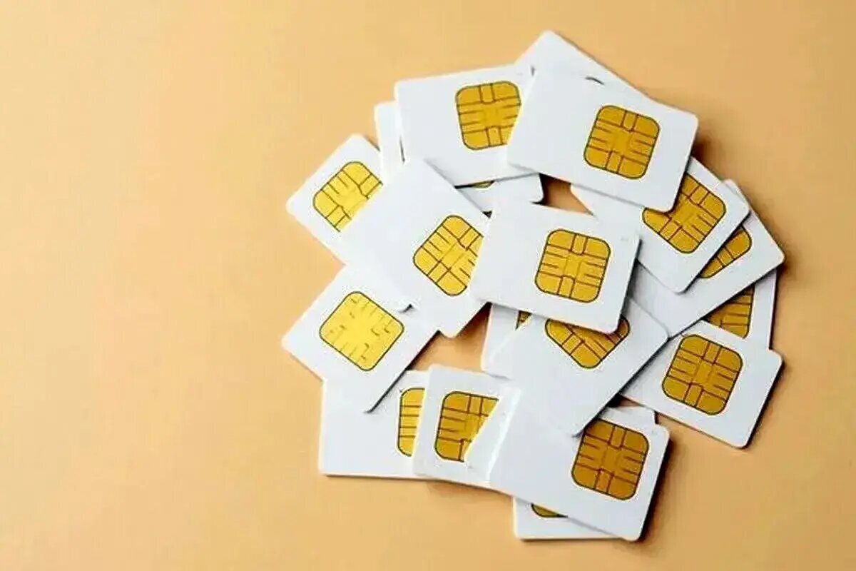 هر کسی که خط سفید دارد سیمکارتش سیاه می‌شود؛ حتی اعضای دولت!