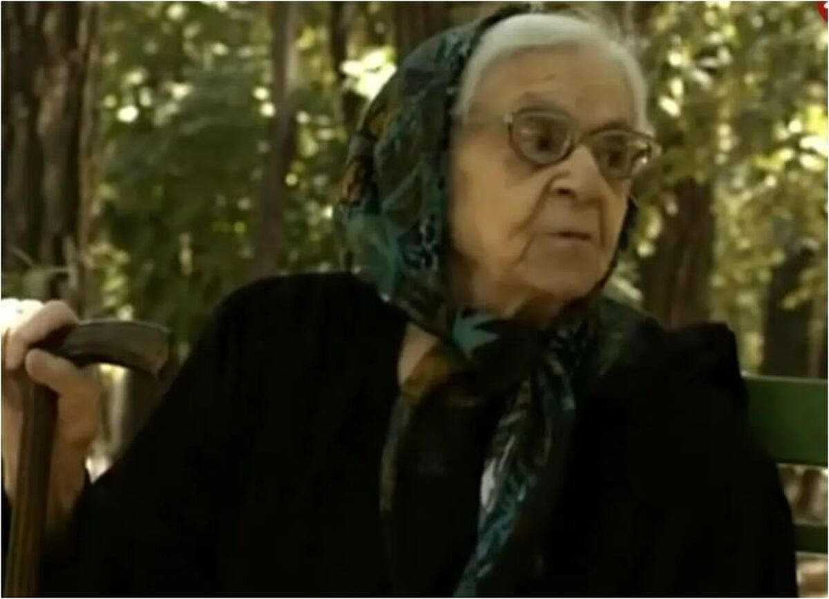 تصویر تازه وایرال شده از بازیگر نقش «مادر قیصر» در فیلم قیصر در سال ۱۳۷۴