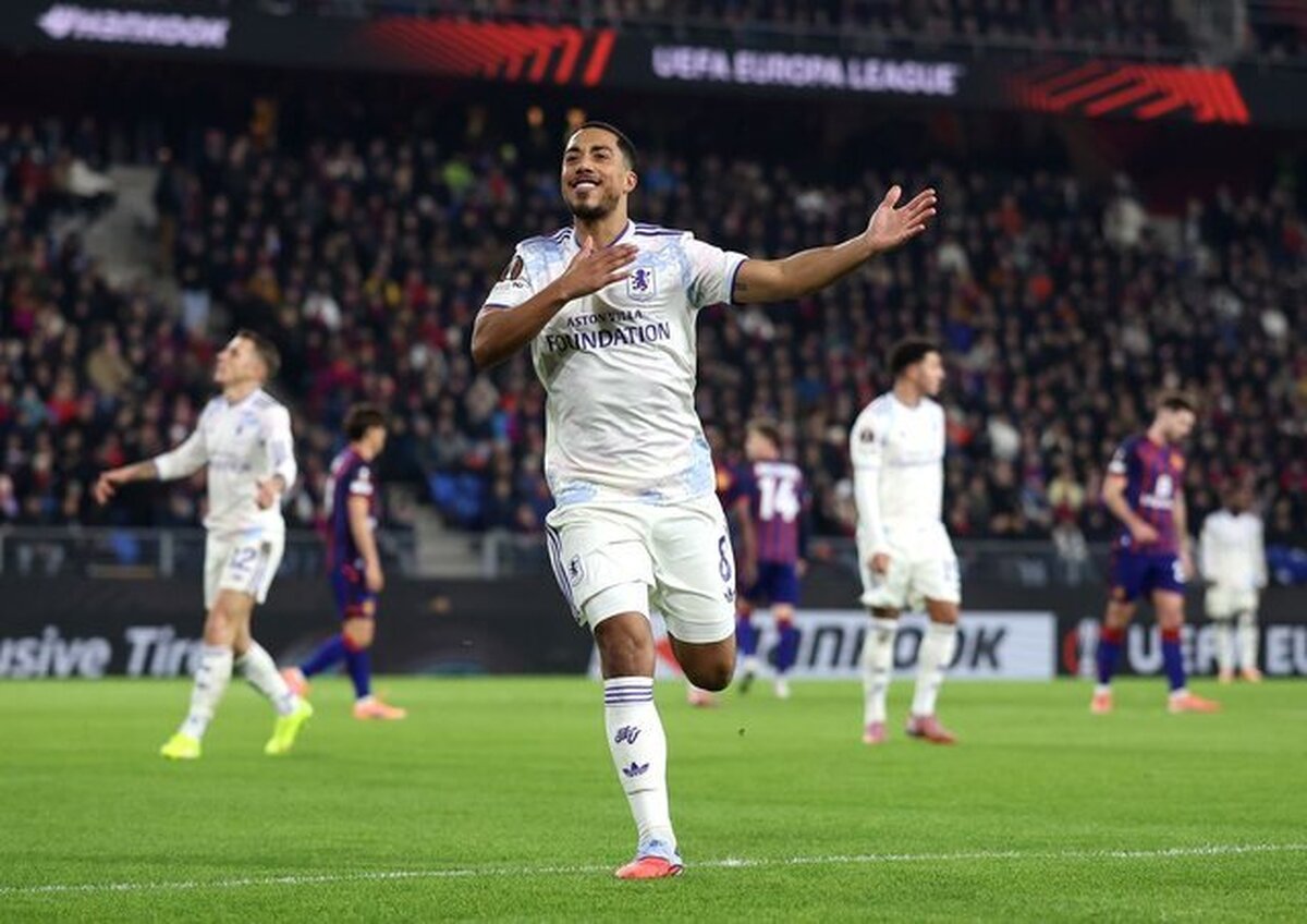 دوران خوش امری در ویلا