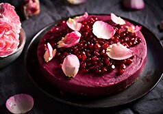 صفر تا صد تهیه کیک انار با سس ویژه برای رنگ و لعاب بخشیدن به سفره یلدایی!