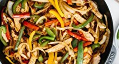 فاهیتاس مرغ مکزیکی را چگونه درست کنیم؟