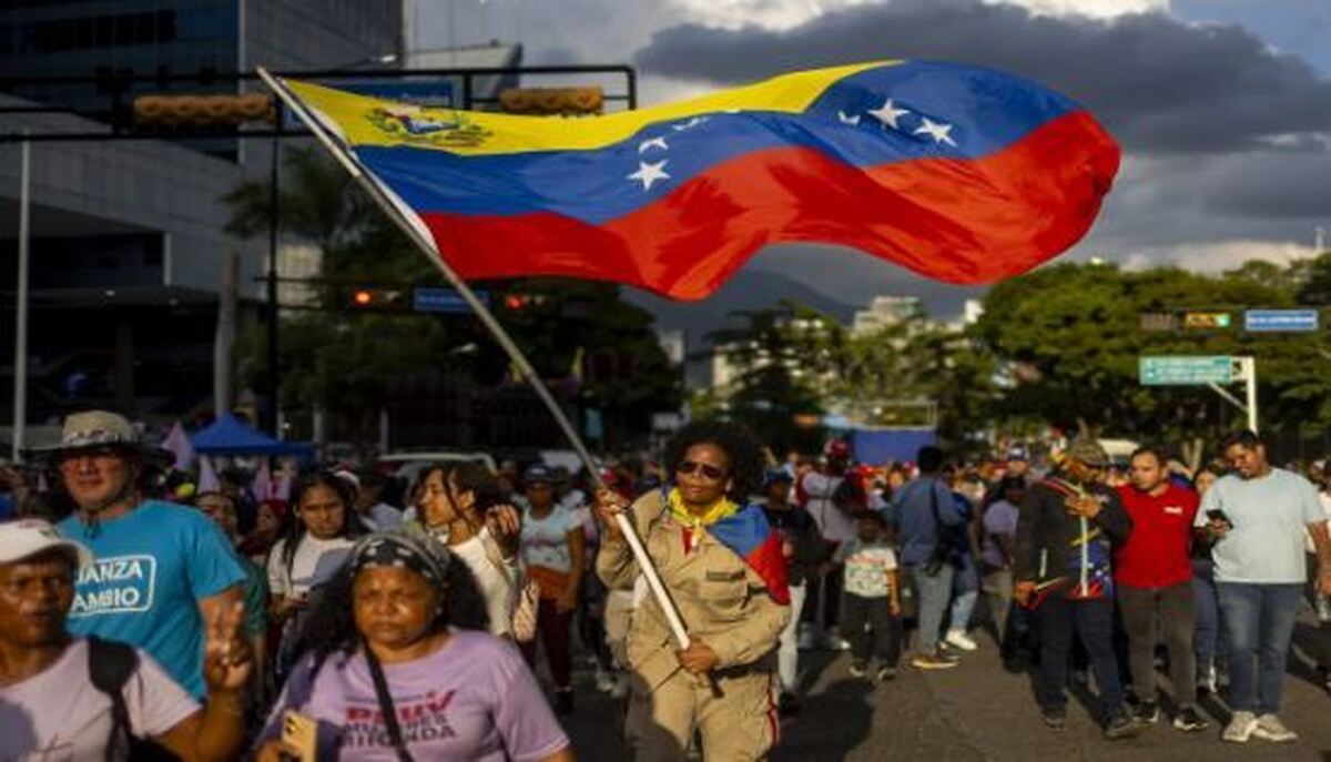 کاراکاس: واشنگتن تحریم‌هایی را علیه یک «نهاد غیرموجود» اعمال خواهد کرد