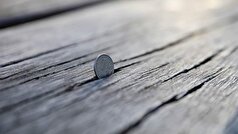 بلومبرگ گزارش داد که بند مربوط به دارایی‌های روسیه از طرح آمریکا برای اوکراین حذف شده است.